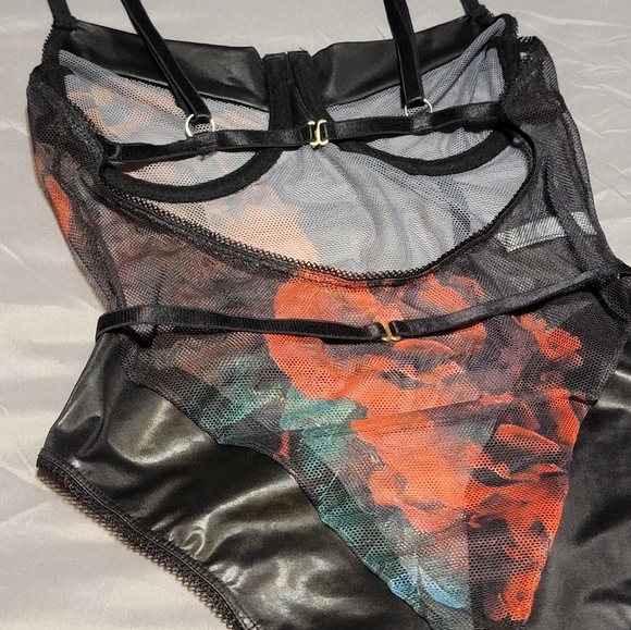Black Floral Mesh Teddy Bodysuit Lingerie Small Medium - Picture 5 of 8